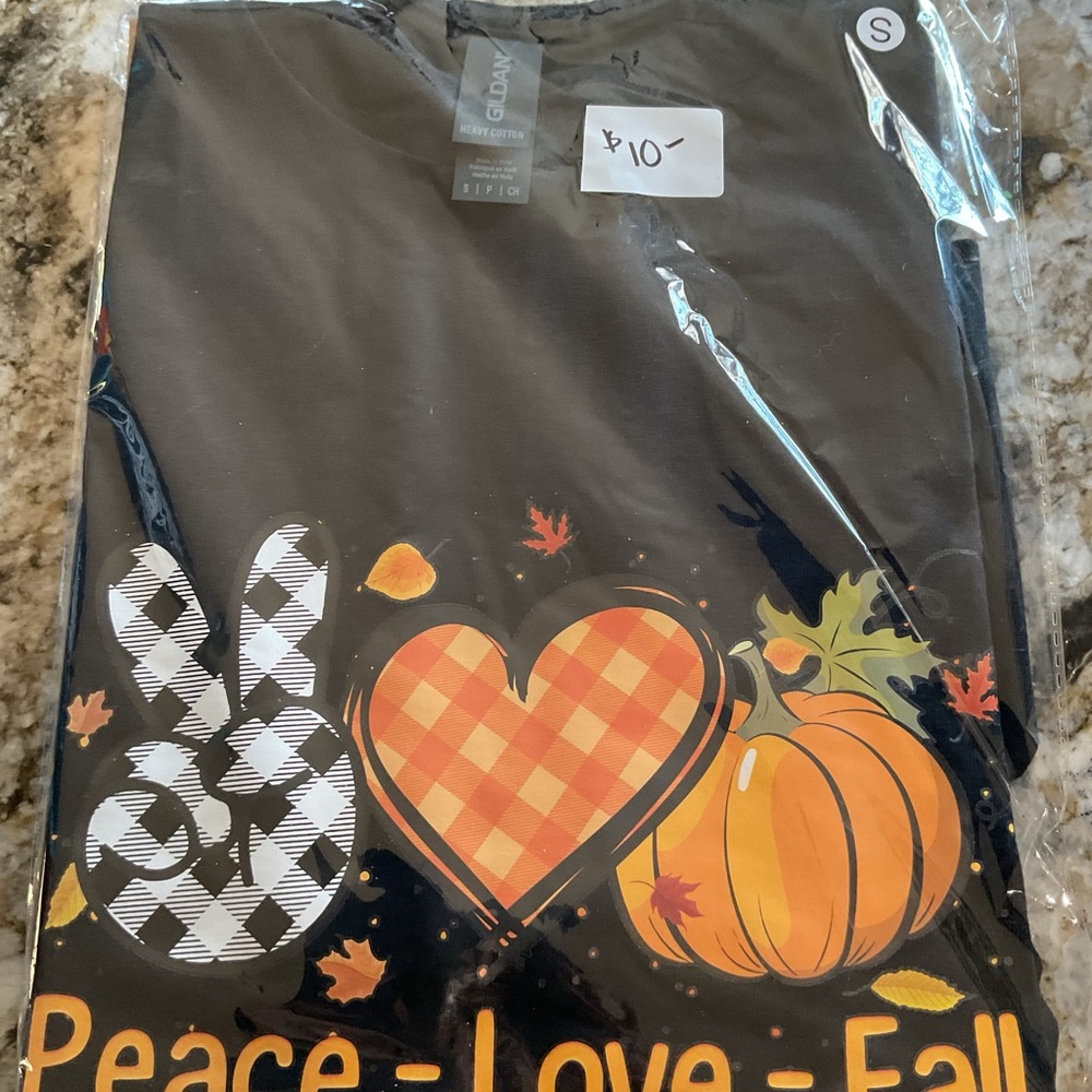 Gildan Black T-Shirt with Fall Peace Love Pumpkin Design